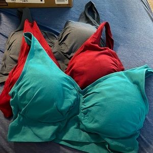 3 Women’s Sports Bras - 7X